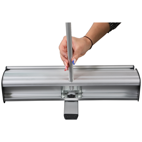 Mini-R-Banner-pole-in-hole-1